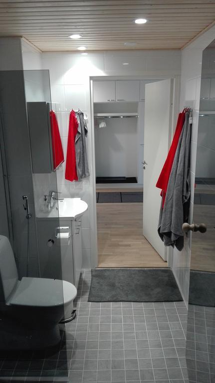 Апартаменты Arctic Star Railwaystation-Free Parking Рованиеми Экстерьер фото